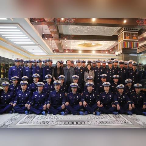 领袖之证4第4季免费播放：跟随强大领袖的足迹，尽享高质量影视盛宴