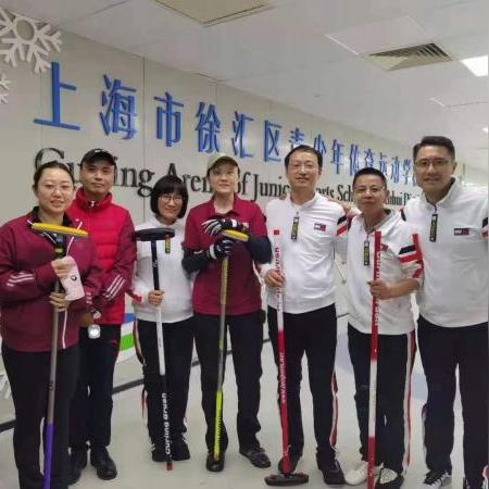 (小冰冰平民最强组合)小冰冰平民推图阵容：打造适合大多数玩家的强力战术阵容