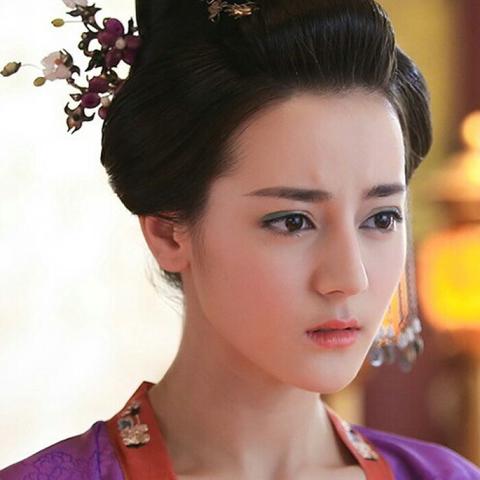 畅玩传奇3高爆版官方网站：探索全新游戏体验，赢取丰厚奖励与挑战！