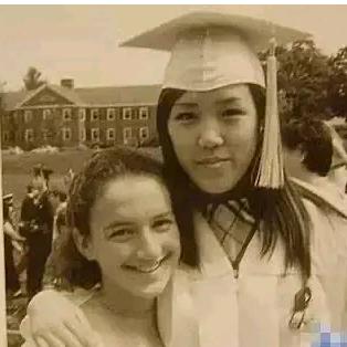 (整容液视频解说)整容液真人版大揭秘：真实案例曝光，改变面容的背后真相揭示