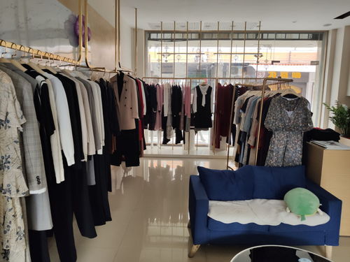 (疫情期间服装店现在可以经营吗)现在服装店疫情下是否还能开？开店经营的挑战与机遇