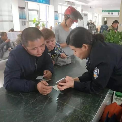 (电脑版的12123和手机版的操作一样吗?)交管12123电脑版和手机版功能一样吗？体验效果有何差异？