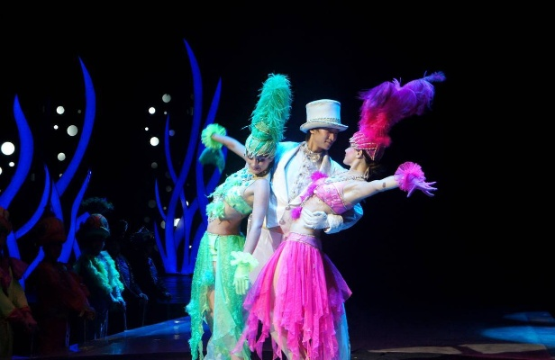 (表演秀是什么意思)探讨一下什么是表演秀以及其魅力所在