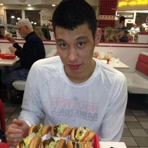 (上海足霸天下正规吗)解析上海足霸天下董事长的成功之道与未来发展战略