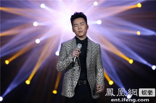 音乐魔法师,我的舞台胡彦斌:一路光芒四溢逐梦音乐路,演绎别样音乐人生 音乐魔法师,我的舞台胡彦斌:一路光芒四溢逐梦音乐路,演绎别样音乐人生