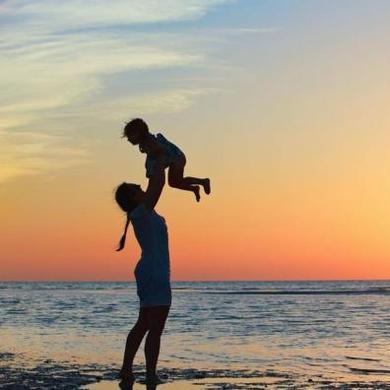 探索恐惧之间系列作品的购买渠道与推荐，带你找到最适合的购买平台