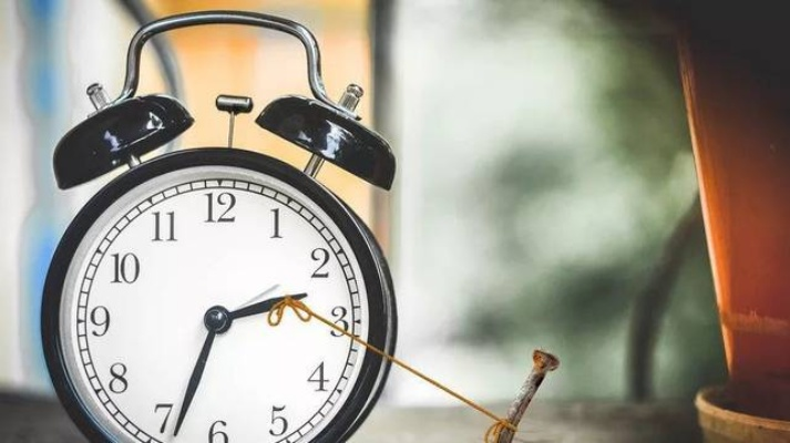 关于对迟到现象的深入认识与反思：时间管理的重要性与个人习惯的影响