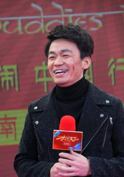 探寻时光杂货店中的温暖与成长:王宝强带你走进人生的珍贵瞬间