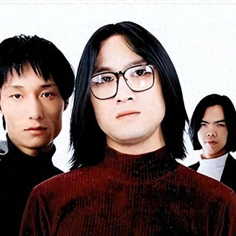 (王者传奇官方网站)掌握最新王者传奇攻略，击败所有对手，称霸王者殿堂！