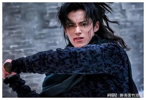 (伊泽是谁扮演的)演员伊泽洛的经典台词:回顾他的台词演绎与表演技巧