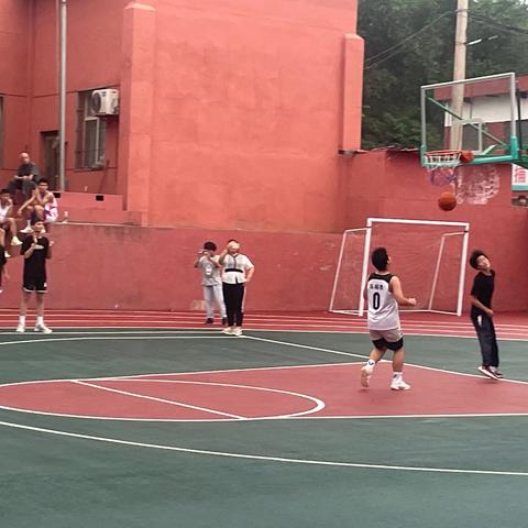 深度解析：热血篮球装备大全图鉴，挖掘篮球装备的科技含量与运动品质