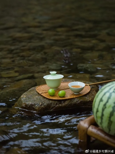 (清凉 夏日)清凉夏日狂想曲:沁心一夏,细碎时光如波澜般涟漪