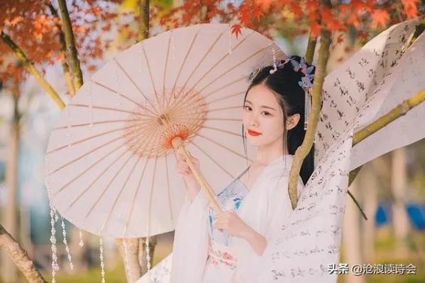 (形容一个人清风淡雅的词语还有哪些)清风月影比喻淡雅高贵内敛的女人 (形容一个人清风淡雅的词语还有哪些)清风月影比喻淡雅高贵内敛的女人