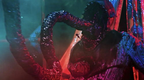 探寻神秘世界:怪兽纪元中,张家界主人如何通过恶战,保护家园并平衡人怪关系的故事 探寻神秘世界:怪兽纪元中,张家界主人如何通过恶战,保护家园并平衡人怪关系的故事