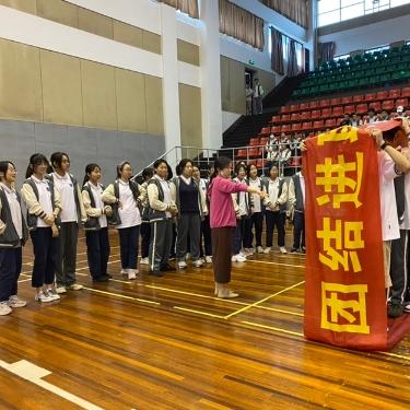 (车轮滚滚的游戏)探索车轮下的世界：探秘精彩无限的汽车的游戏