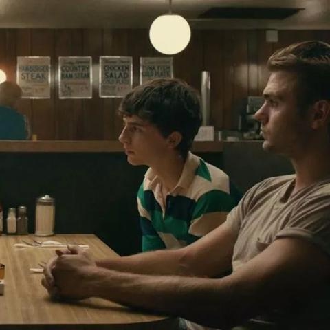 探秘小小夜店游戏世界:绚烂灯光下的游乐场,夜幕下的精彩之地 探秘小小夜店游戏世界:绚烂灯光下的游乐场,夜幕下的精彩之地