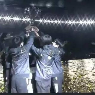 “奇迹联盟创始人：如何在商业变革中打造成功传奇与创新未来”