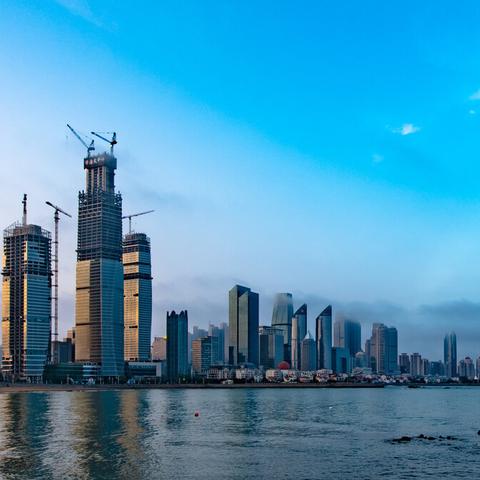 (大连二手房价格涨跌走势图)大连二手房价持续涨幅，市场需求旺盛。