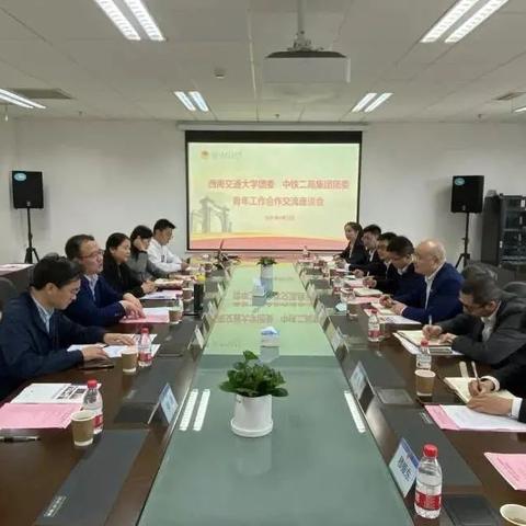 (烽火三国朗诵视频)烽火燃三国歌词： 描绘英雄传奇的壮丽篇章