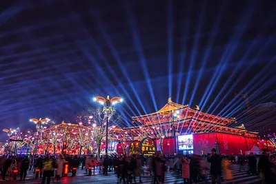 (西安大唐不夜城门票多少钱?)西安大唐不夜城门票价格及开放时间详解