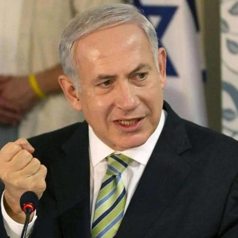 以色列遭到来自邻国黎巴嫩导弹的突袭，战火再次燃起在这片战火频发的地区。