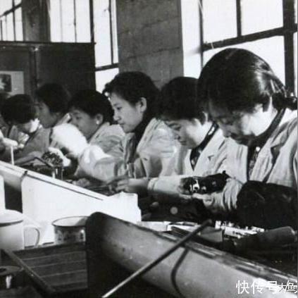 “武侠大明星之间，哪位奶奶的武功最为强大？”