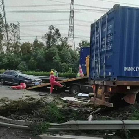 (星光灿烂穿越黑暗来到你身边)穿越黑暗:星光幸存者的冒险与成长之旅 (星光灿烂穿越黑暗来到你身边)穿越黑暗:星光幸存者的冒险与成长之旅