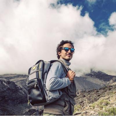 挖掘大富翁心理秘密：大亨也疯狂游戏如何借金钱管理揭示人性百态