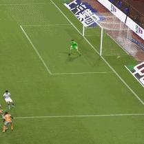 “梦幻足球联盟2019官网：挑战全球顶尖球队，尽享绝佳游戏体验”