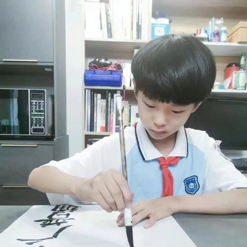 (类似光明大陆的手游推荐)探寻类似光明大陆的手游:探索广阔世界、挑战强敌! (类似光明大陆的手游推荐)探寻类似光明大陆的手游:探索广阔世界、挑战强敌!