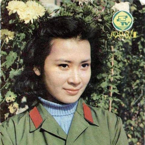 (微信名迟暮是什么意思)女人微信名叫迟遇，暗示着她在等待一段迟来的爱情。