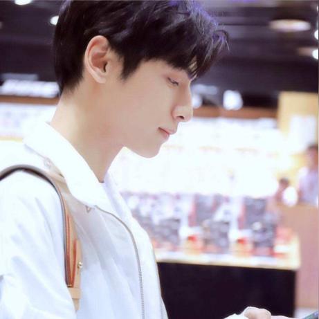 元能失控与元气骑士究竟哪款更吸引人?深度解读两款游戏的玩法和特色魅力 元能失控与元气骑士究竟哪款更吸引人?深度解读两款游戏的玩法和特色魅力