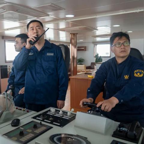 小小船长哟吼嘿：快乐航行的儿歌，带你开启奇妙的海洋冒险之旅