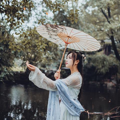 (飞行棋单机版安卓下载)畅享经典飞行棋单机版APP：独自对战、休闲娱乐的最佳选择