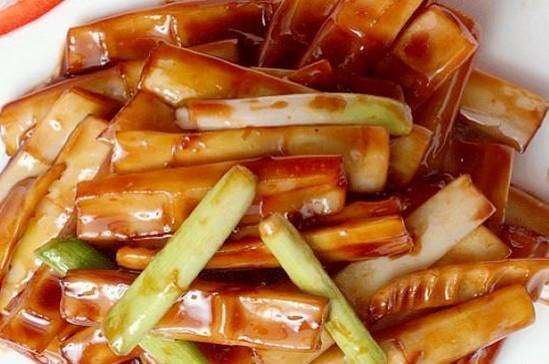 回忆钥匙：152个经典食谱大全，带你重温美味的童年味道和家庭温暖